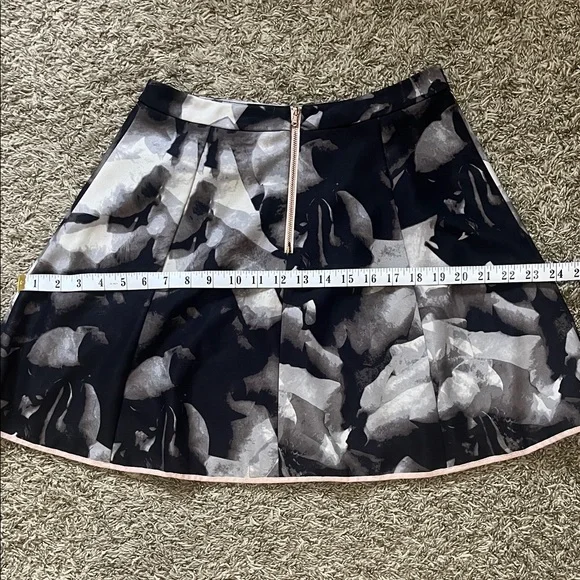 Mossimo Supply Co. Black and Gray Mini Skirt - Picture 9 of 9